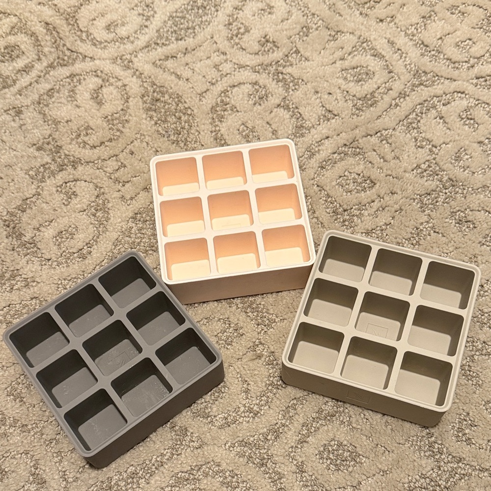 Nespresso Stackable Silicone Ice Cube Tray Set